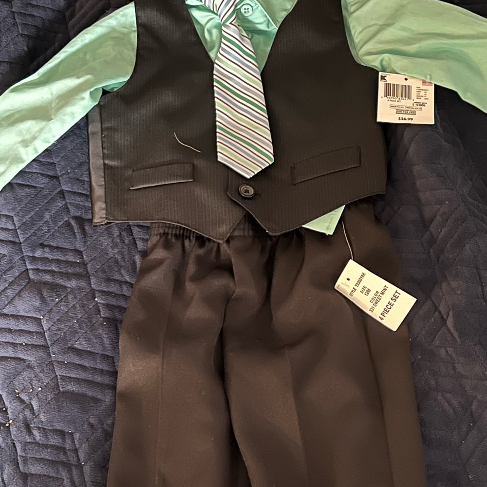 Stylish Black and Mint Green Boys' Suit Set